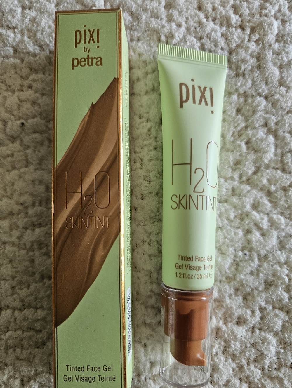 Pixi H2O Skintint Tinted Face Gel - Light Green Tube with Brown Pump